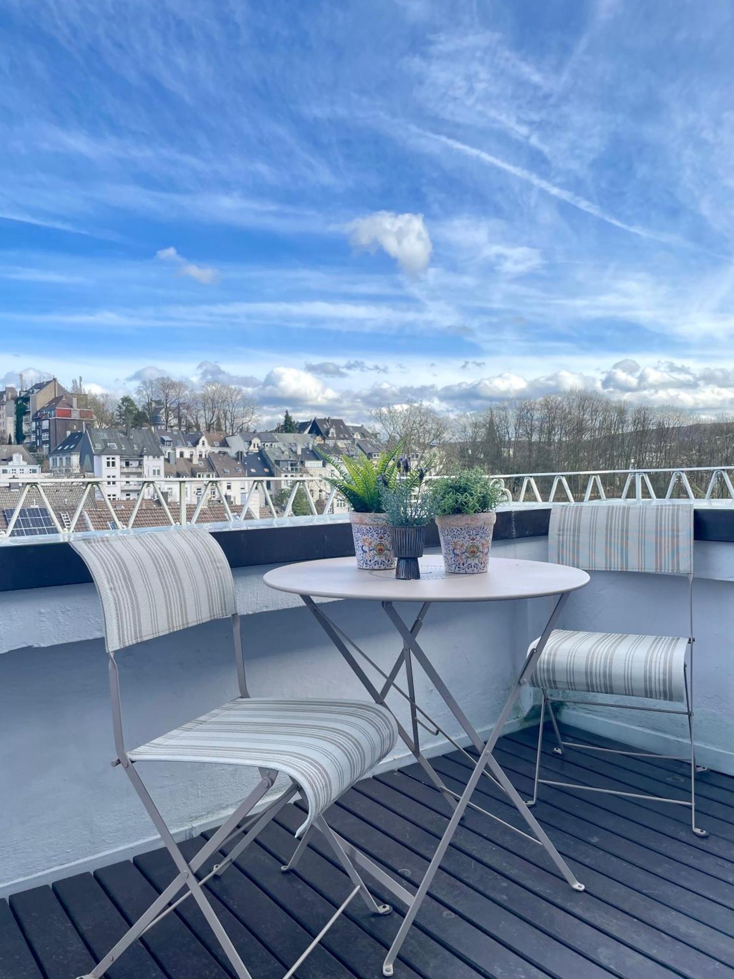 Helle Altbauwohnung Mit Balkon Im Briller Viertel Wuppertal Eksteriør bilde