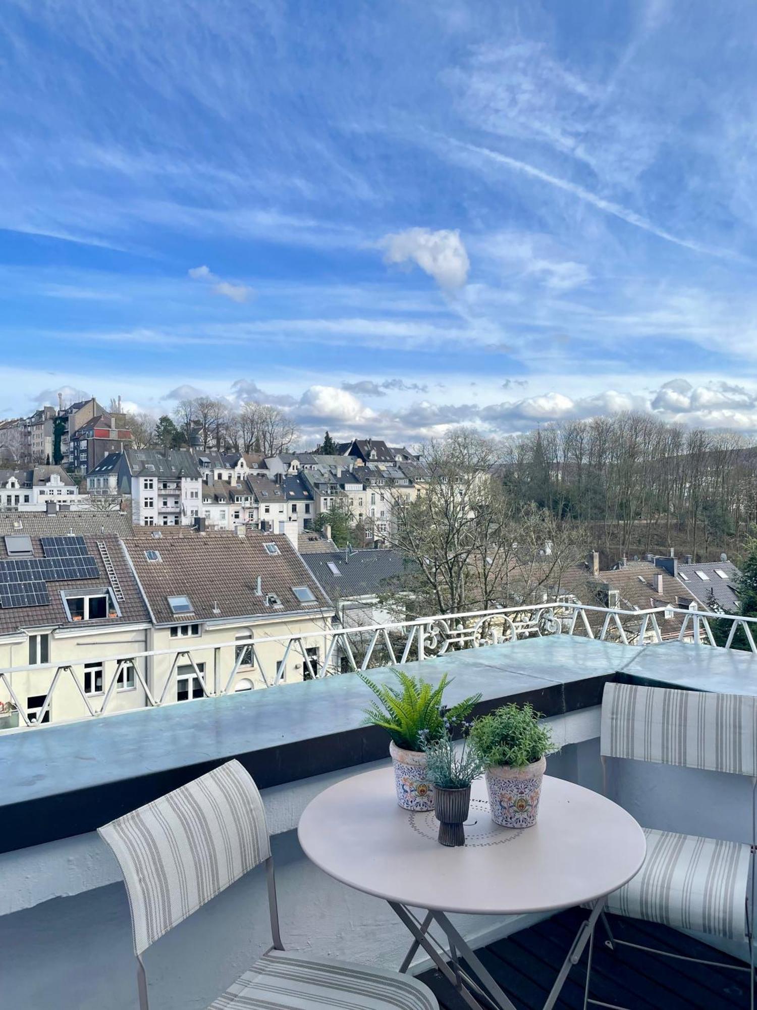 Helle Altbauwohnung Mit Balkon Im Briller Viertel Wuppertal Eksteriør bilde